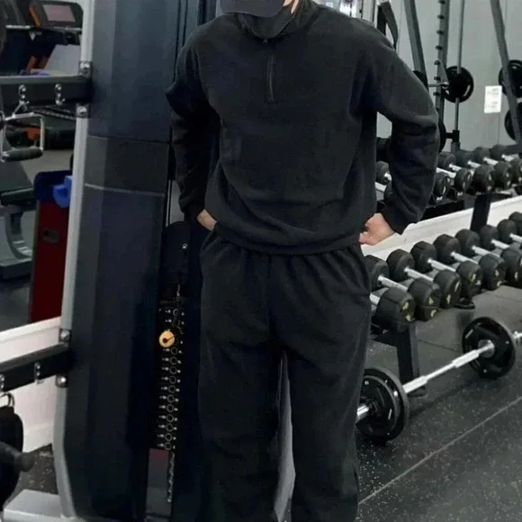 Black Mens Sweatshirt & Sweatshirt